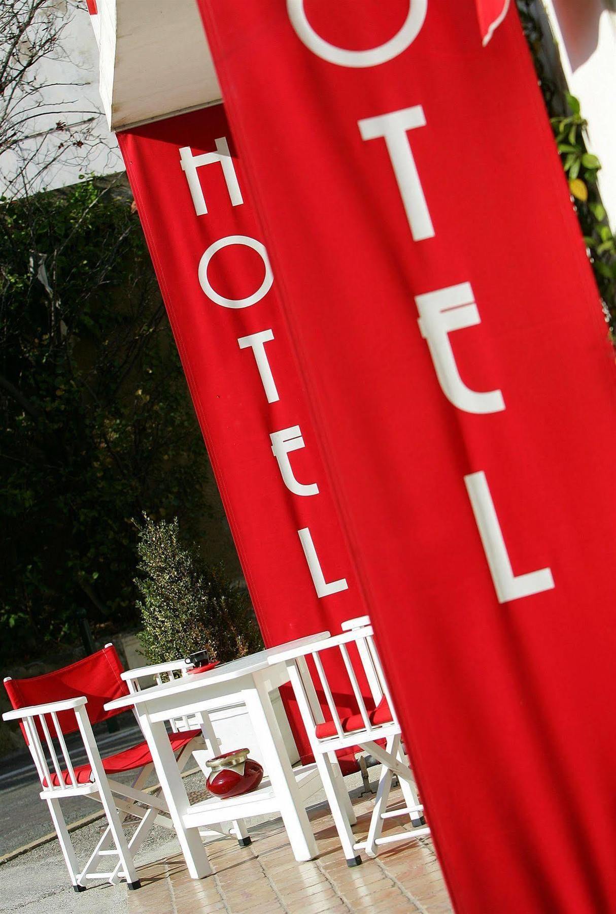 Hotel La Rotonde Ла Круа-Вальме Экстерьер фото